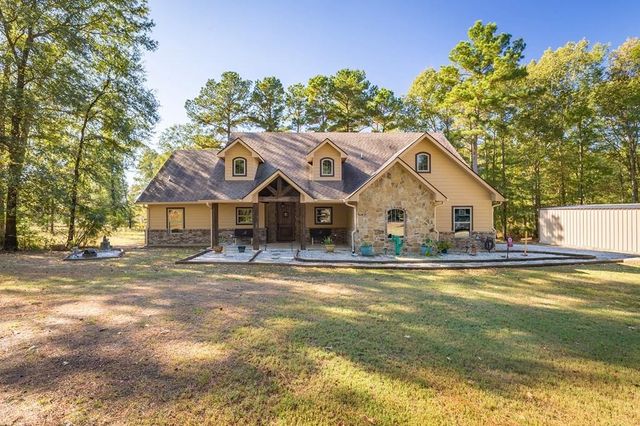 924 Cr 471, Etoile, TX 75944