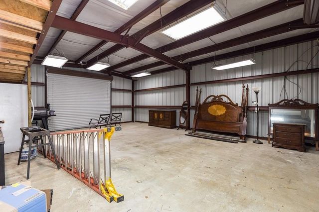 924 Cr 471, Etoile, TX 75944