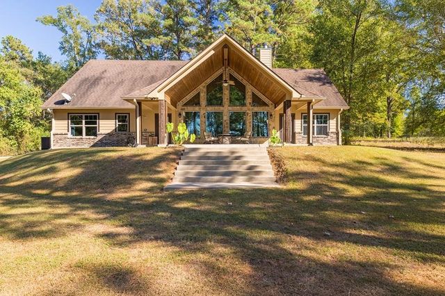 924 Cr 471, Etoile, TX 75944