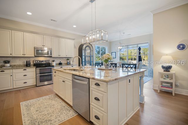 4 Victory Point Cir, Bluffton, SC 29910