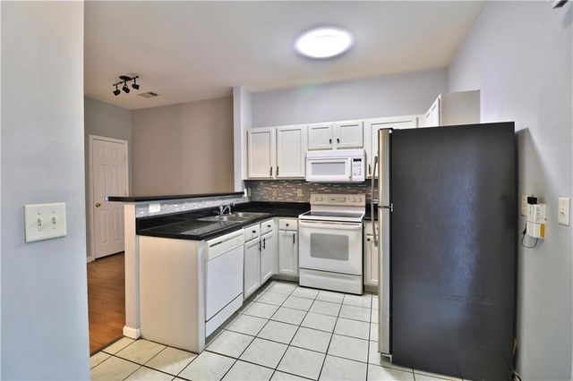 398 Paden Cove Trail, Lawrenceville, GA 30044