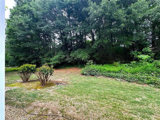 398 Paden Cove Trail, Lawrenceville, GA 30044