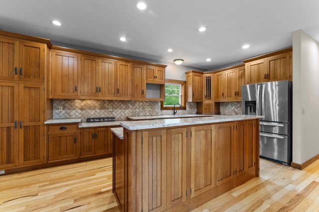 4301 392nd Street, North Branch, MN 55056