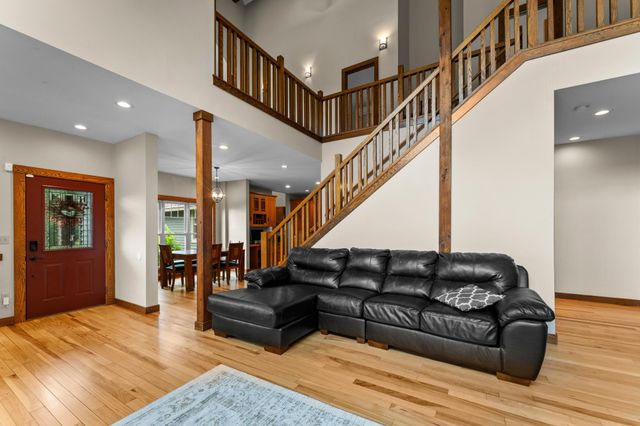 4301 392nd Street, North Branch, MN 55056