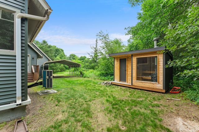 4301 392nd Street, North Branch, MN 55056