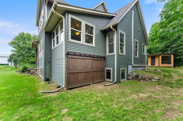 4301 392nd Street, North Branch, MN 55056