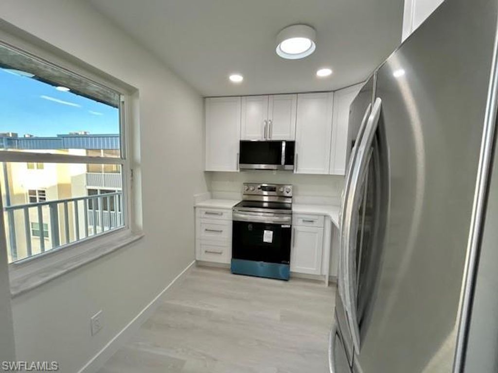 6220 Augusta DR 414, FORT MYERS, FL 33907 — photo 3
