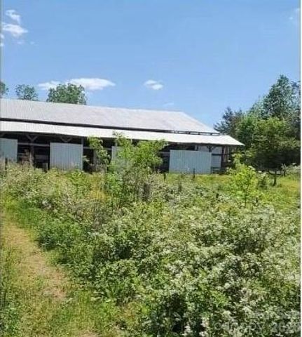 2195 Otis Dellinger Road, Lincolnton, NC 28092
