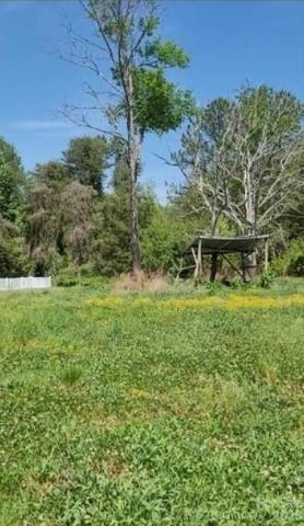 2195 Otis Dellinger Road, Lincolnton, NC 28092