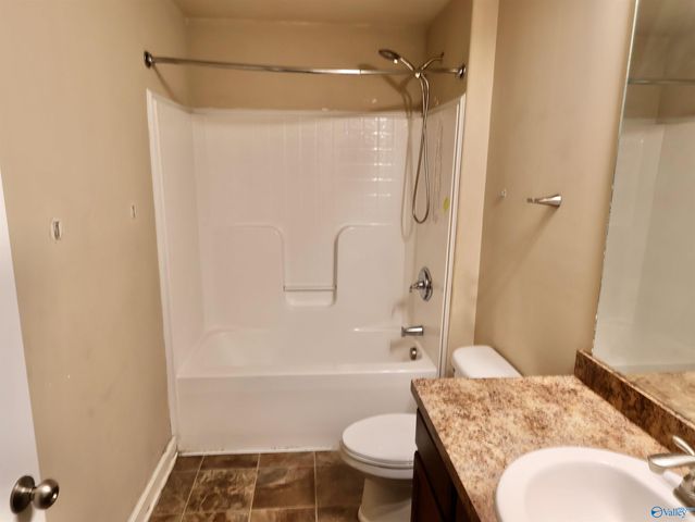 205 Bermuda Lakes Drive, Meridianville, AL 35759