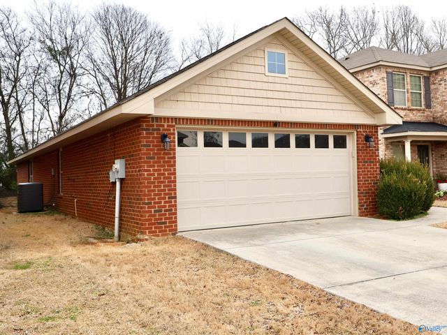 205 Bermuda Lakes Drive, Meridianville, AL 35759