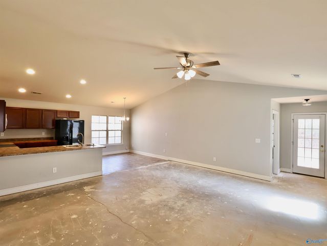 205 Bermuda Lakes Drive, Meridianville, AL 35759