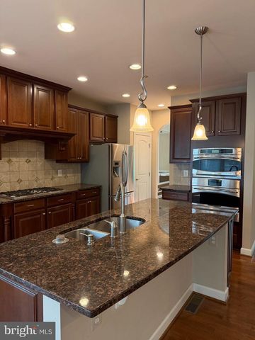 501 WATKINS MILL RD, Gaithersburg, MD 20878