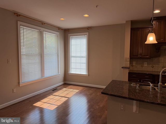 501 WATKINS MILL RD, Gaithersburg, MD 20878