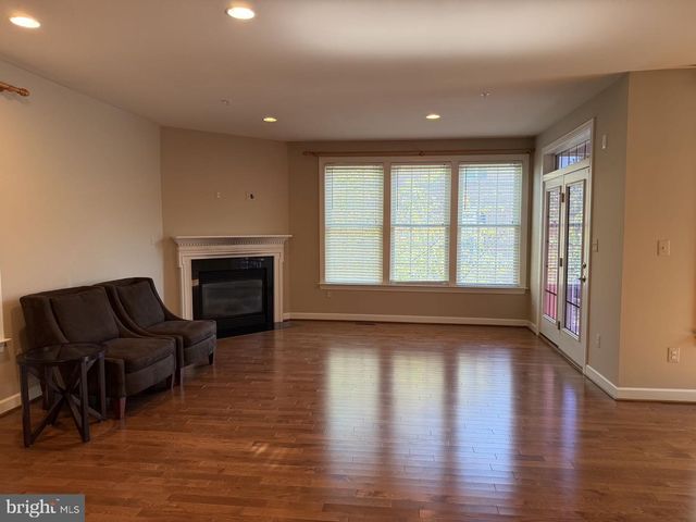 501 WATKINS MILL RD, Gaithersburg, MD 20878