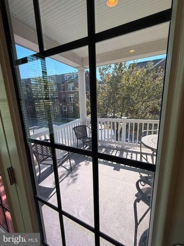 501 WATKINS MILL RD, Gaithersburg, MD 20878