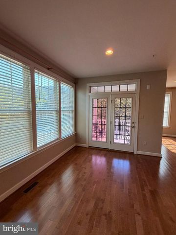 501 WATKINS MILL RD, Gaithersburg, MD 20878