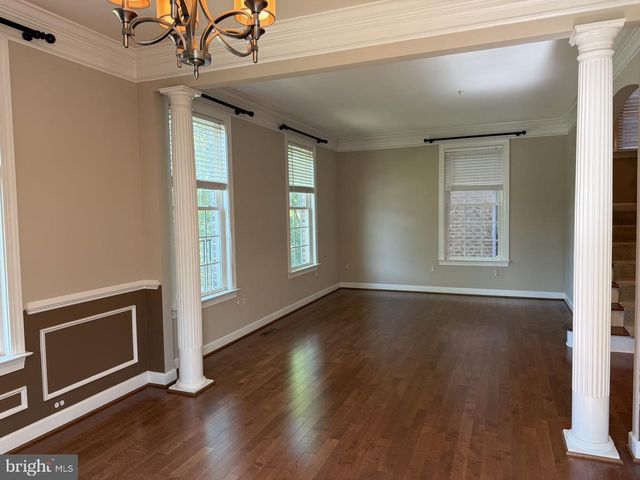 501 WATKINS MILL RD, Gaithersburg, MD 20878