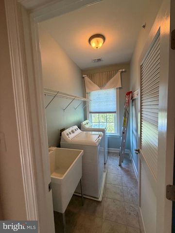 501 WATKINS MILL RD, Gaithersburg, MD 20878