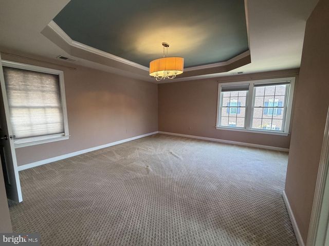 501 WATKINS MILL RD, Gaithersburg, MD 20878