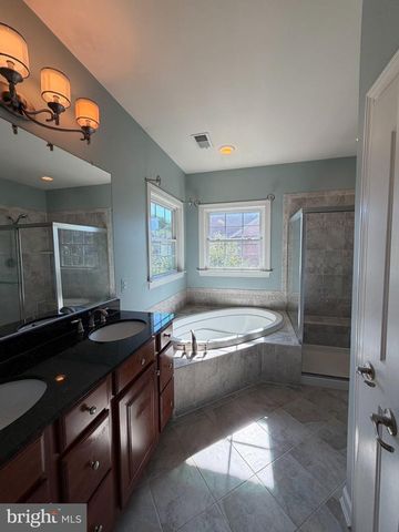 501 WATKINS MILL RD, Gaithersburg, MD 20878