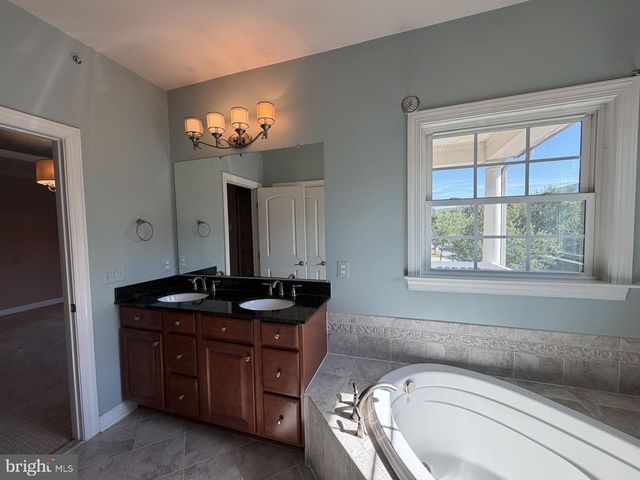 501 WATKINS MILL RD, Gaithersburg, MD 20878