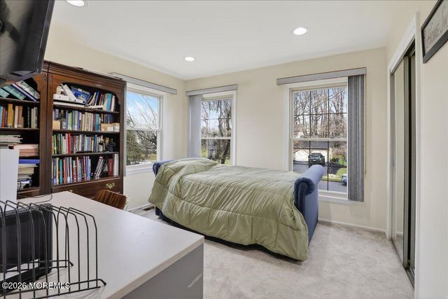 15 Prides Lane, Englishtown, NJ 07726