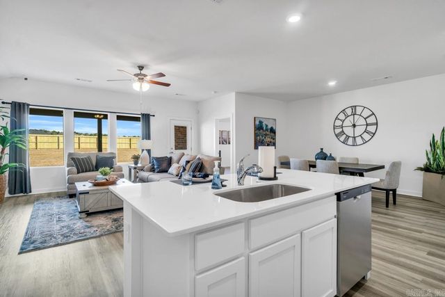 20 Plantation Drive, Mayflower, AR 72106