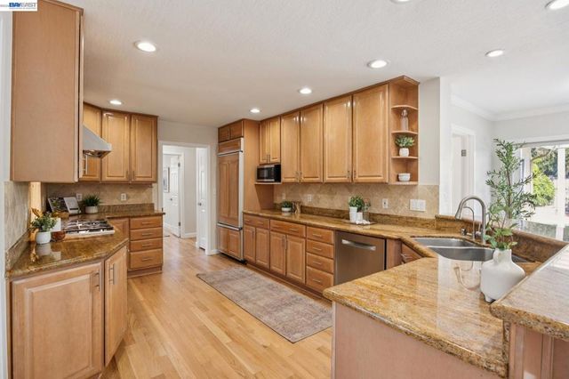 42642 Sully St, Fremont, CA 94539