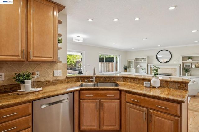 42642 Sully St, Fremont, CA 94539