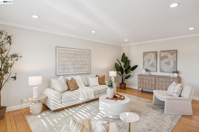 42642 Sully St, Fremont, CA 94539