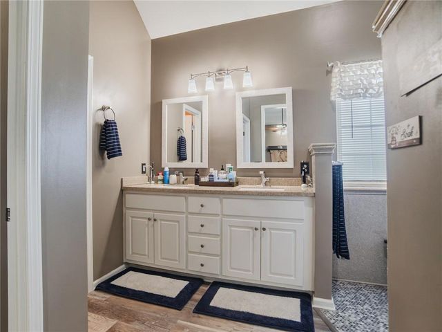 12216 Merion Drive, Kansas City, KS 66109