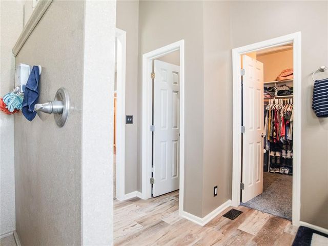 12216 Merion Drive, Kansas City, KS 66109