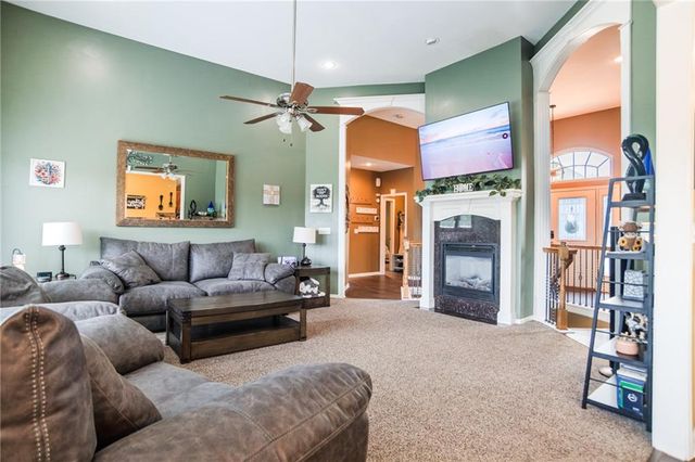 12216 Merion Drive, Kansas City, KS 66109