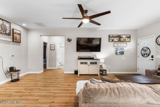 1441 Haw Branch Road, Beulaville, NC 28518