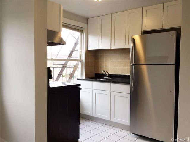 107 Kensington Road 2, Bronxville, NY 10708