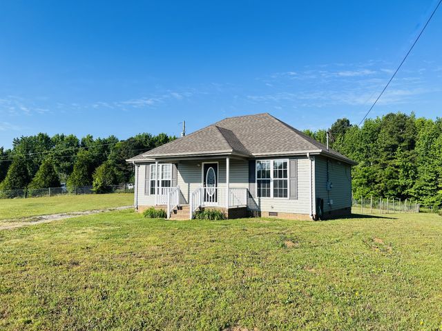 10 Boone Dr, Fayetteville, TN 37334