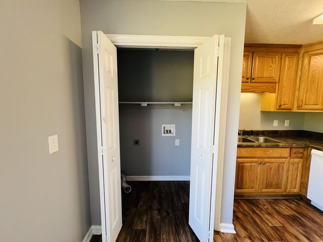 10 Boone Dr, Fayetteville, TN 37334