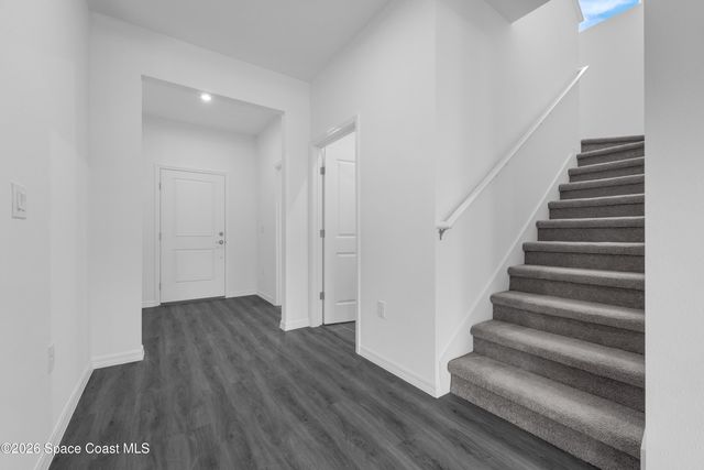 1422 Dunblane Way NE, Palm Bay, FL 32905