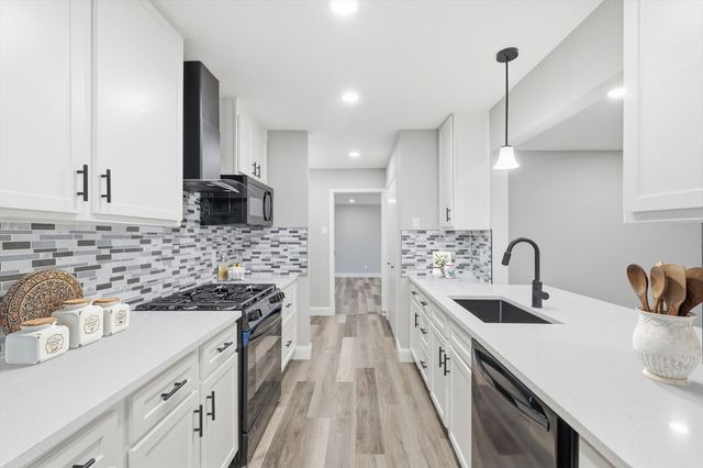 1917 Provincetown Lane, Richardson, TX 75080