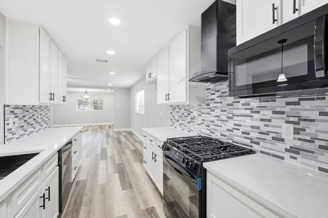 1917 Provincetown Lane, Richardson, TX 75080