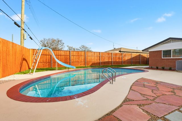 1917 Provincetown Lane, Richardson, TX 75080