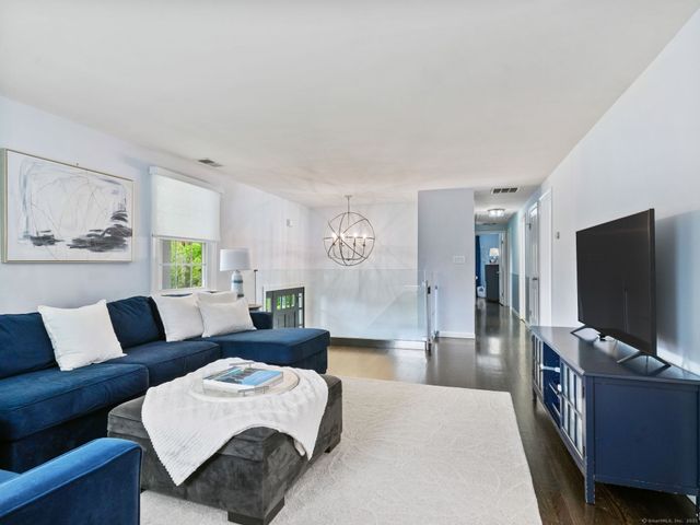 3 Davenport Drive, Stamford, CT 06902