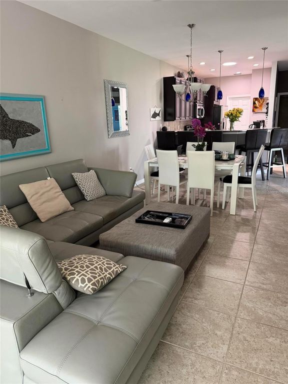 Image 3 of property listing at 29696 ONTARIO COURT, Englewood, FL 34223