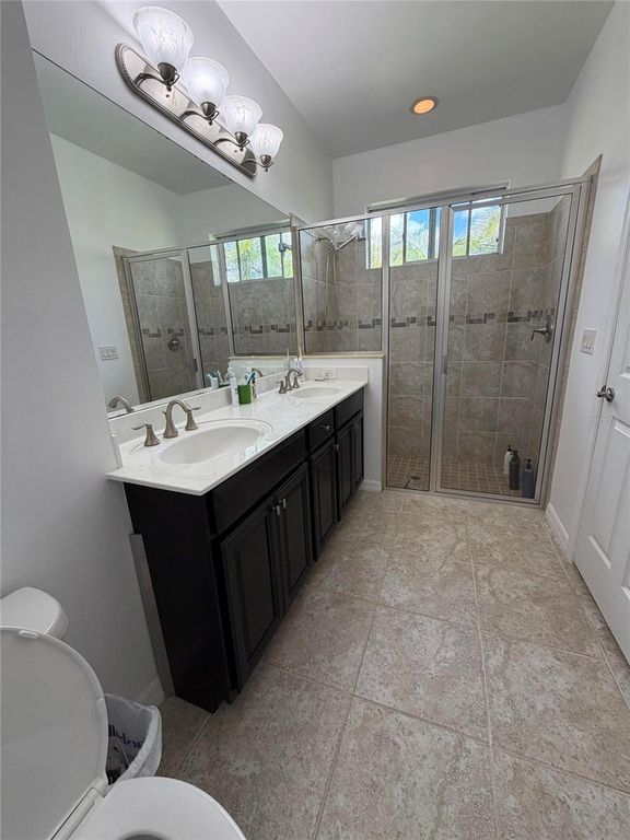 Image 7 of property listing at 29696 ONTARIO COURT, Englewood, FL 34223