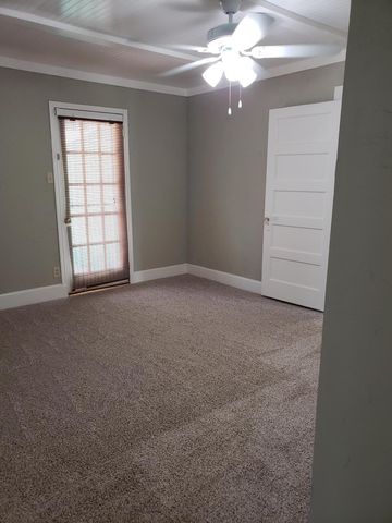 71 Pony Express Trail, Lubbock, TX 79404