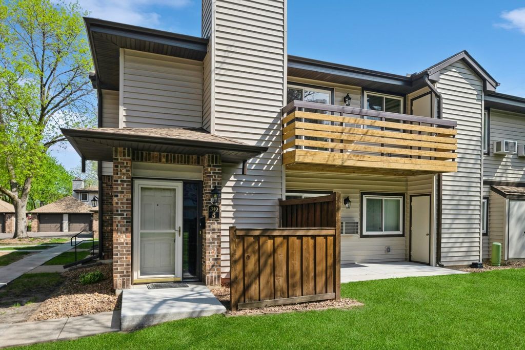 340 Ford Road 5, Saint Louis Park, MN 55426