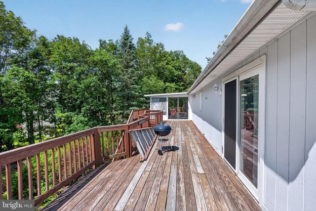434 SCENIC DR, Albrightsville, PA 18210