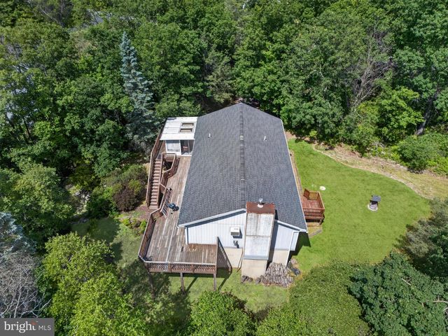 434 SCENIC DR, Albrightsville, PA 18210