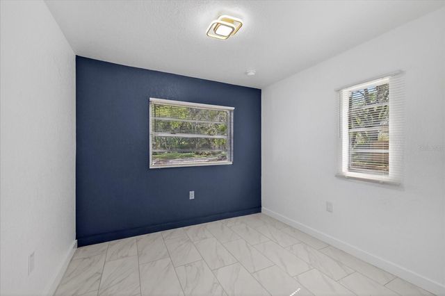 7806 E 114TH AVENUE, Tampa, FL 33617